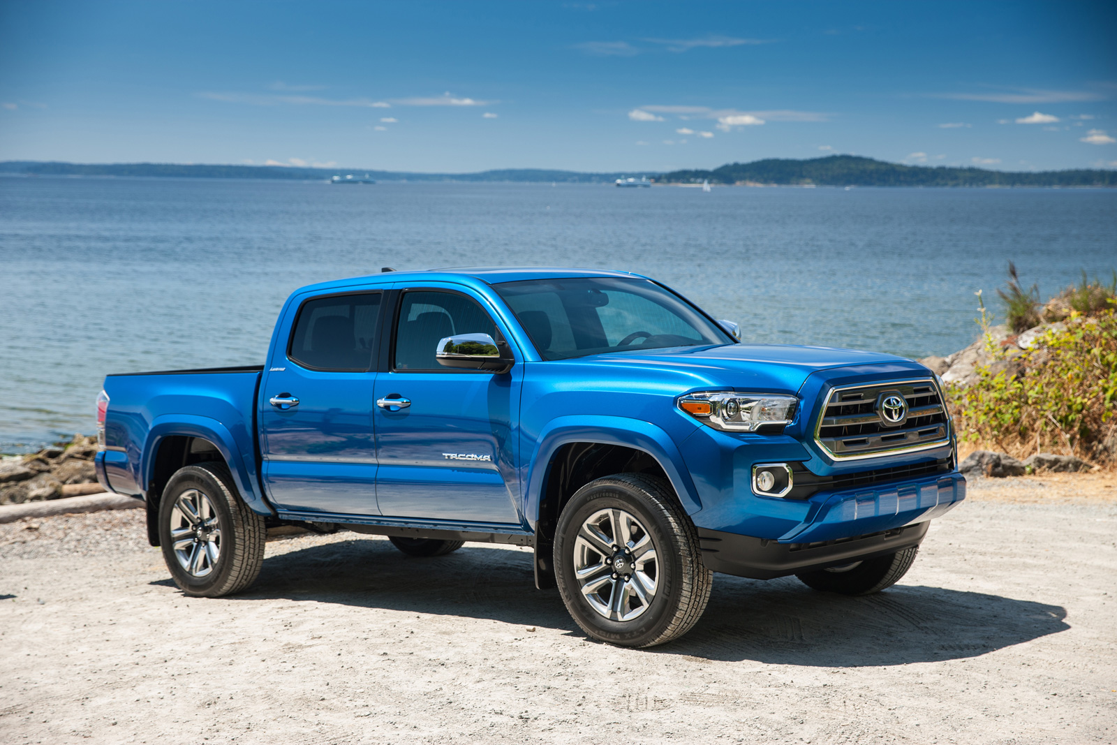 Hybrid deals pickup trucks