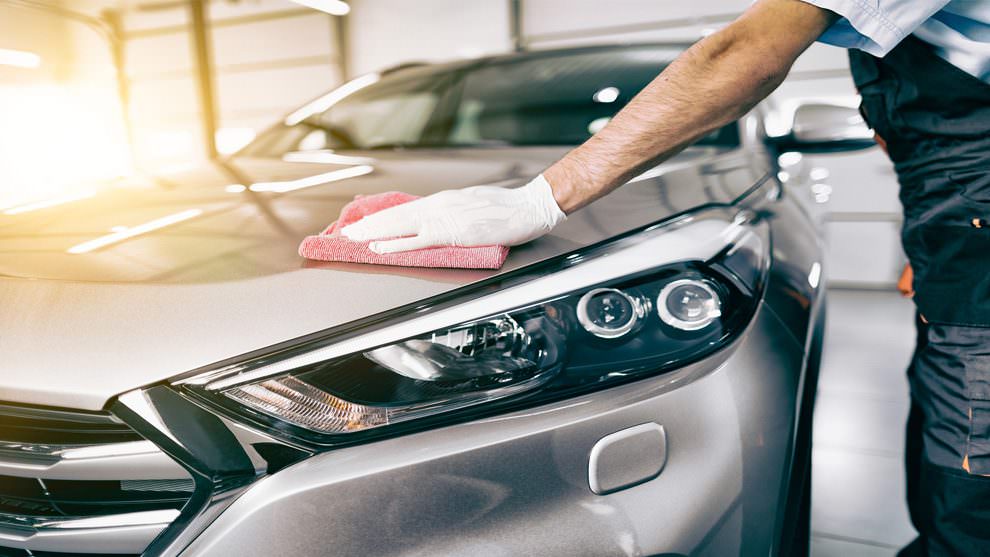 how to properly wax a car